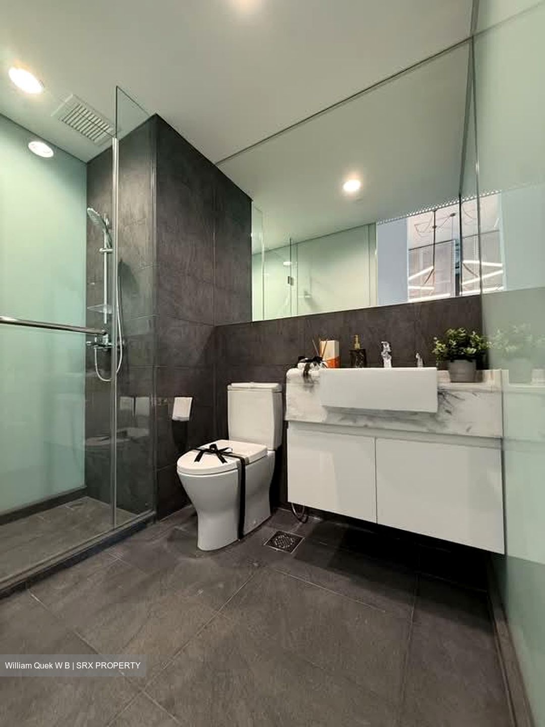 Arc 380 (D8), Office #532390931